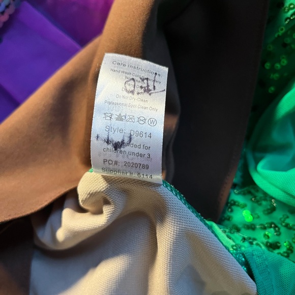 Girls Glam and Dress Up + Bundle - Picture 5 of 9